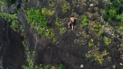 thumbnail - S1:E3 Peaks of Peril