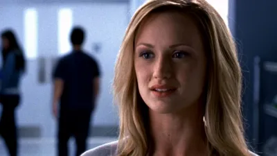 thumbnail - S9：第7話「アワ・ホワイト・コーツ」