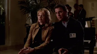 thumbnail - S1:E15 Table Stakes