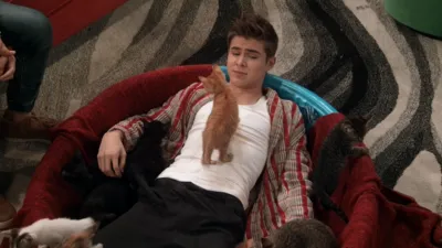 thumbnail - S2:E9 Working Nine to Fudge