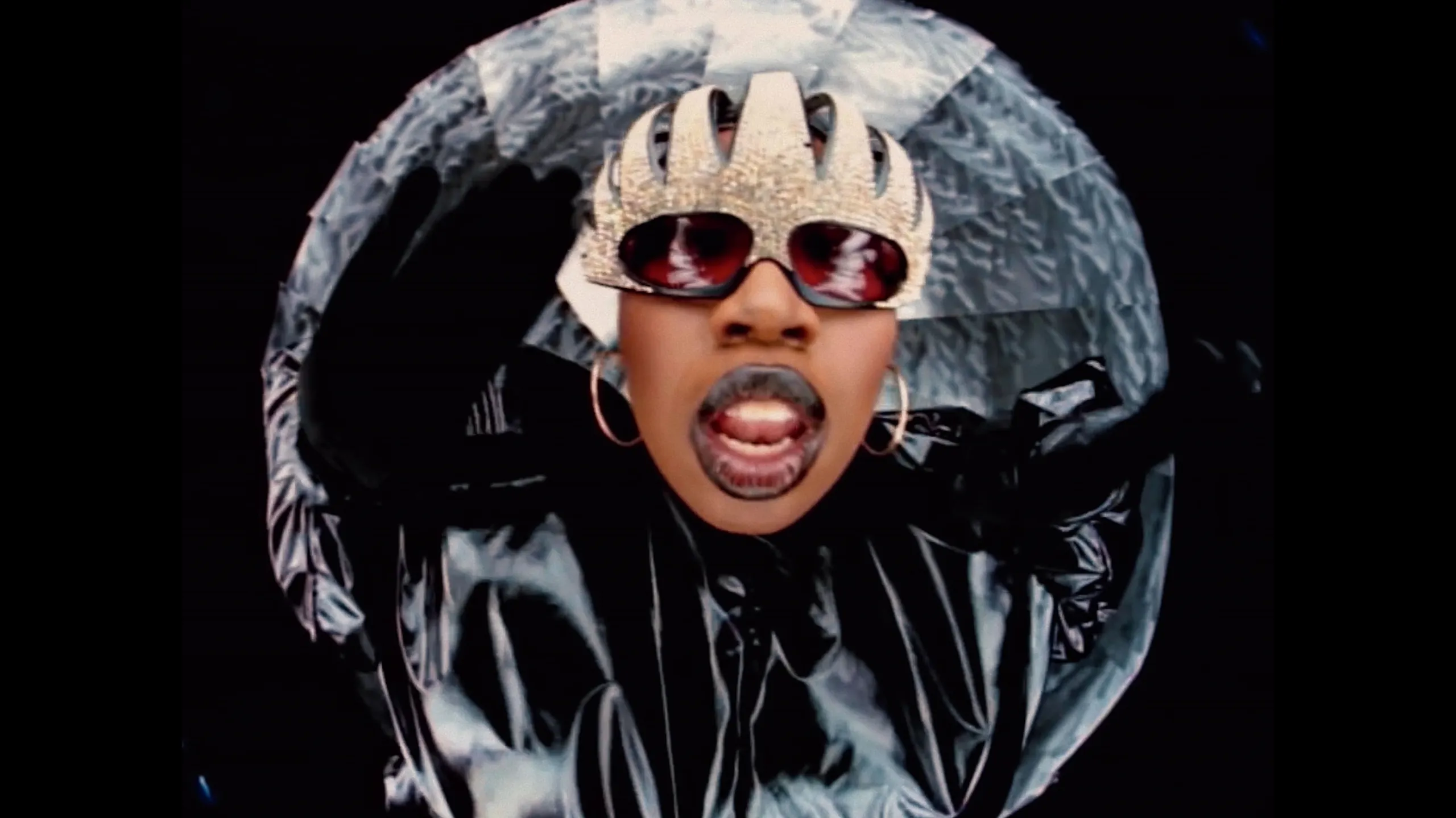 thumbnail - S1:E5 Hip-Hop Takes Fashion