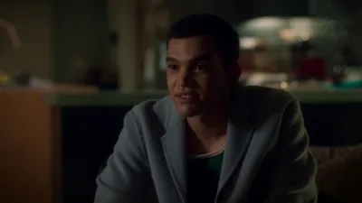 thumbnail - S2:E3 Emperor Scorpion