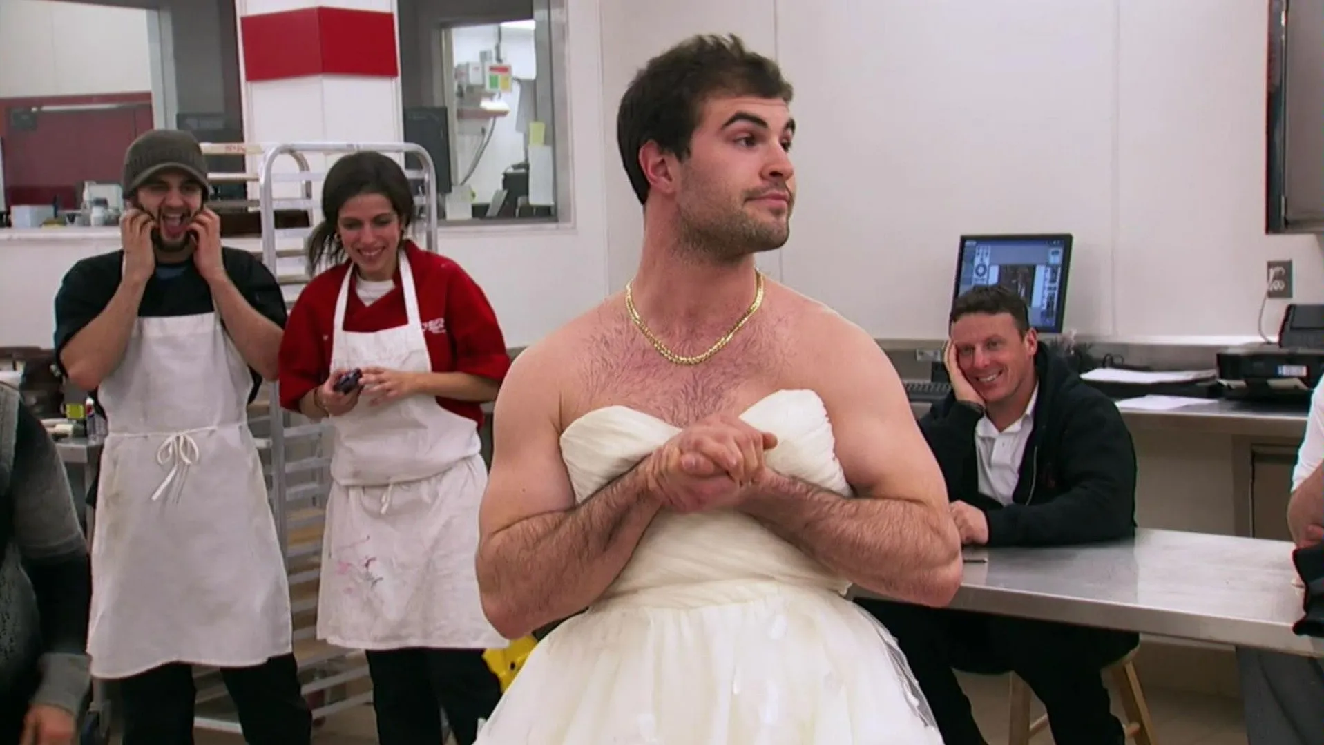 thumbnail - S9:E3 Cake Smash