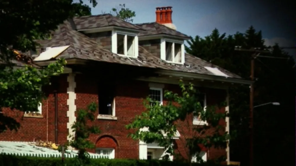 thumbnail - S41:E9 Murder in the Mansion