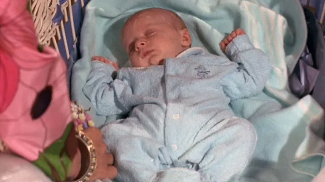 thumbnail - S6:E6 Naming Samantha's New Baby
