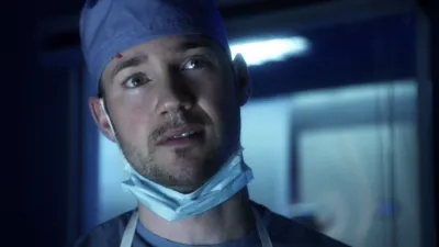 thumbnail - S10:E14 Masquerade