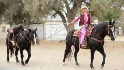 thumbnail - S4:E15 Anniversary Ball