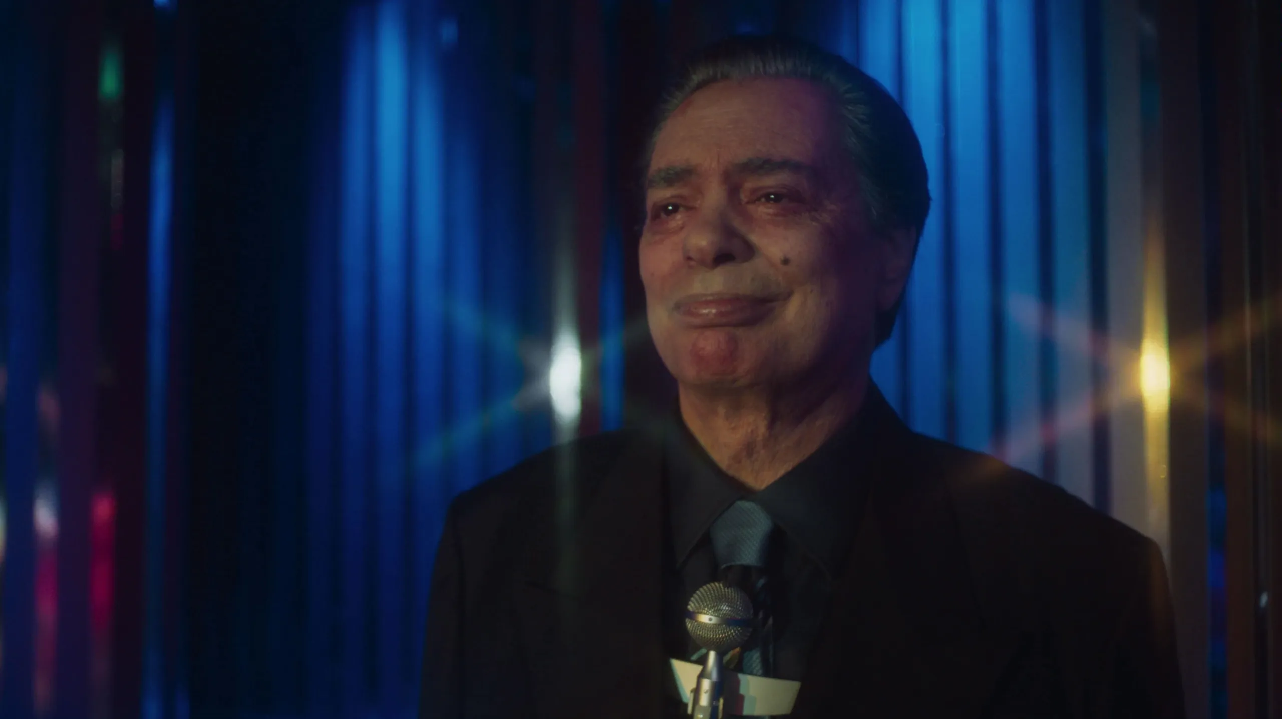 thumbnail - S2:E8 Who Wants Money?