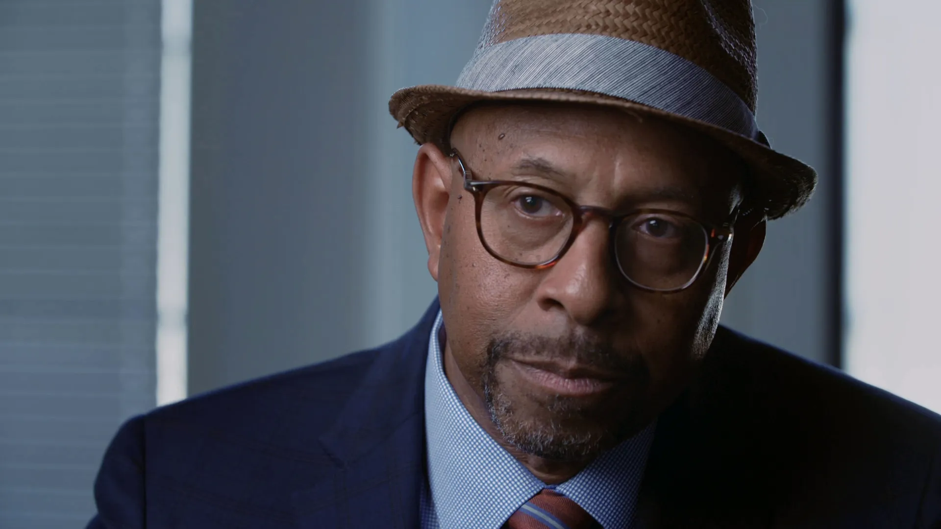 thumbnail - S1:E4 Devil in Disguise