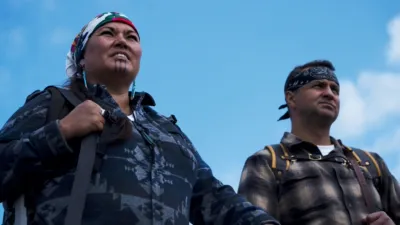 thumbnail - S3:E18 Stealth Mode