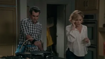 thumbnail - S11:E6 Un Juego de Gallinas