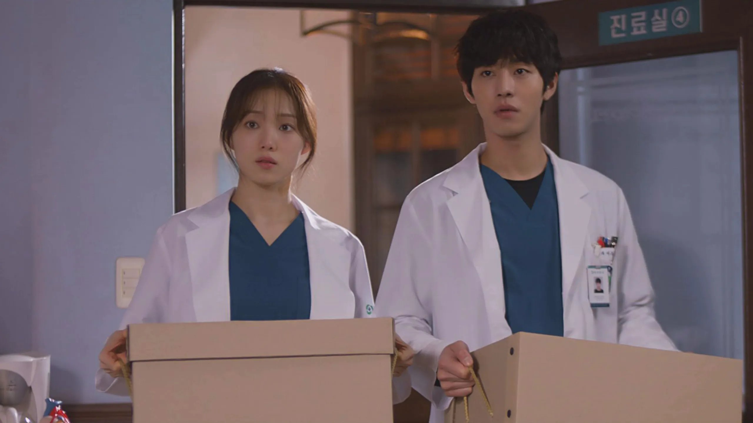 thumbnail - S2：第17話「病院改革」