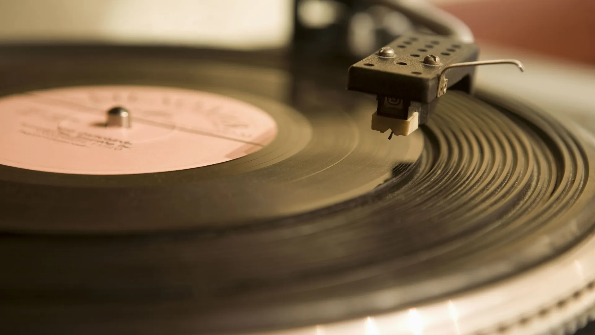thumbnail - M11:Ep13 Turntables, Steam Engines, Playground Equipment, Nonstick Cookware