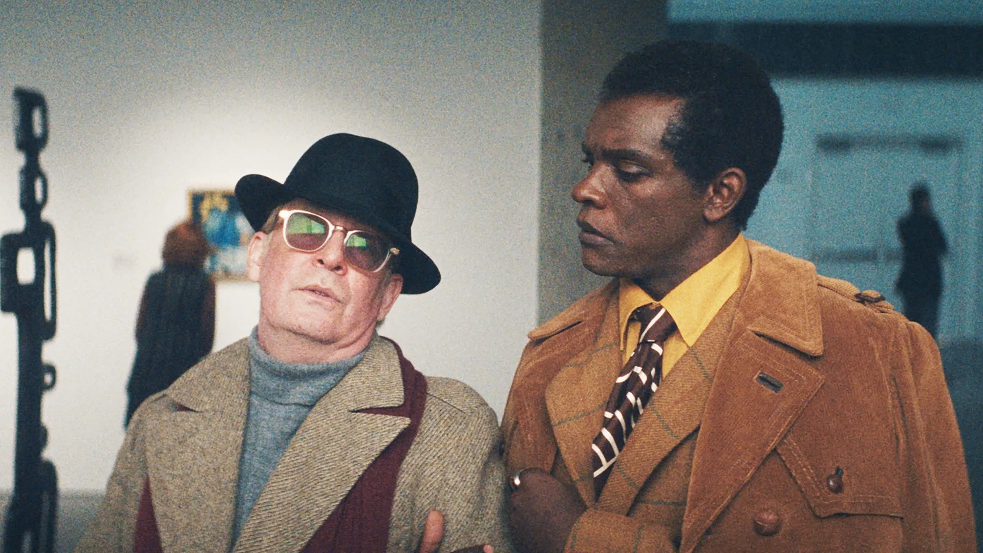 thumbnail - S2:E5 The Secret Inner Lives of Swans