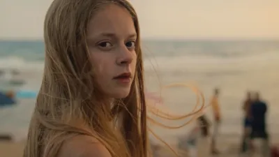 thumbnail - S1:E1 Sarah