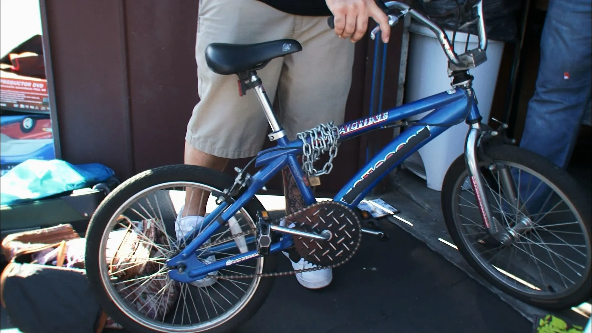 thumbnail - S2:E20 Scoot-A-Toot, Toot