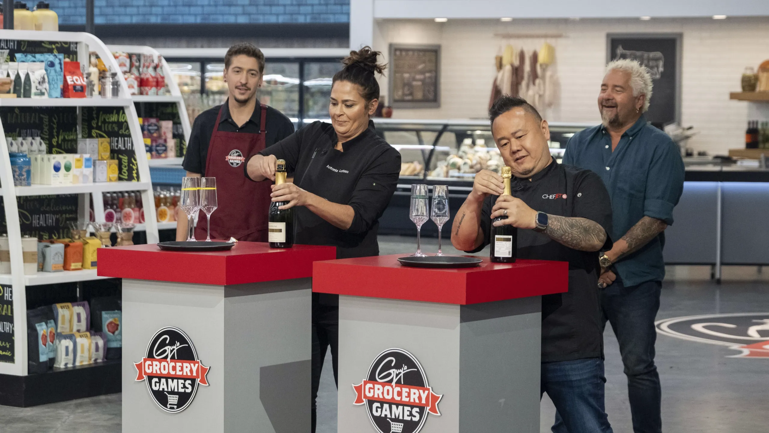 thumbnail - S35:E3 Flavortown Academy: Antonia vs. Jet, Part 3
