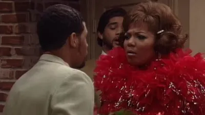 thumbnail - S5:E6 Up the Ladder Through the Roof