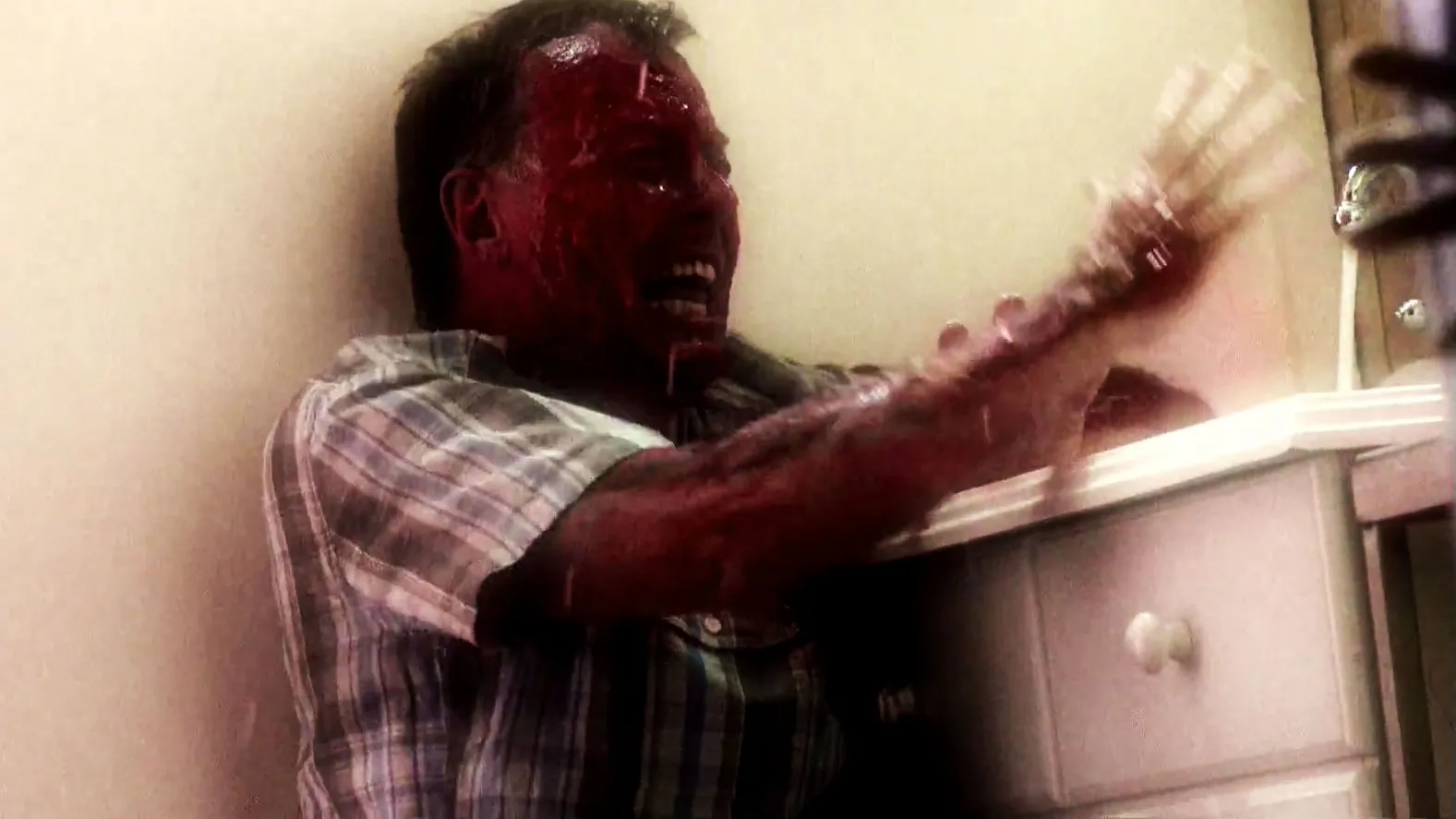 thumbnail - S5:E3 The Last Resort