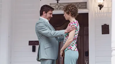 thumbnail - S1:E4 Cover Girl