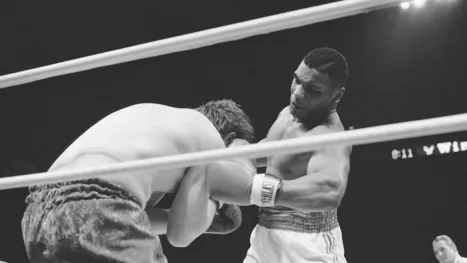 thumbnail - Tyson vs Jameson