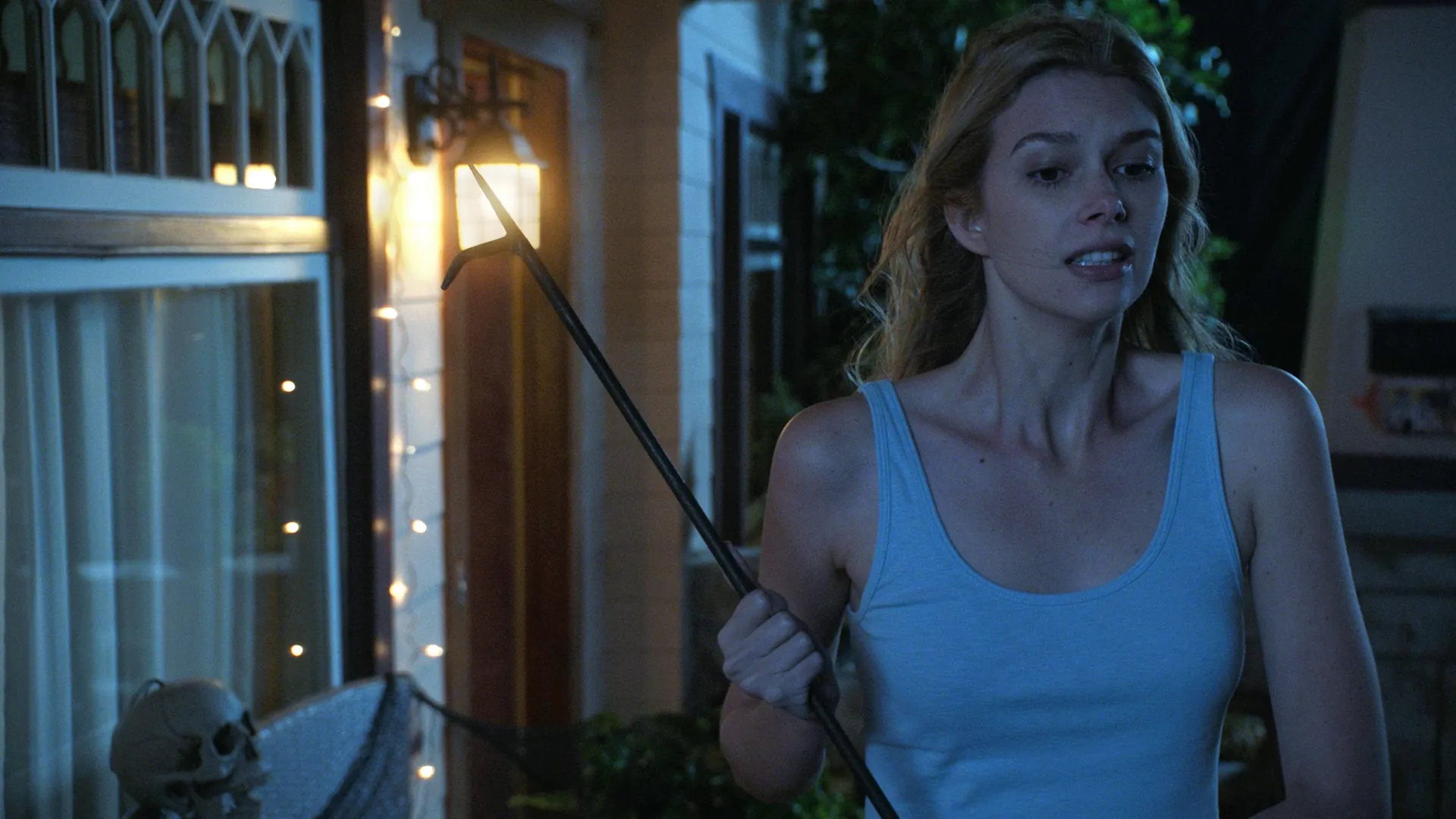 thumbnail - S1:E11 "When Darkness Falls"