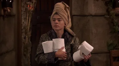 thumbnail - S3:E13 King vs. Wild