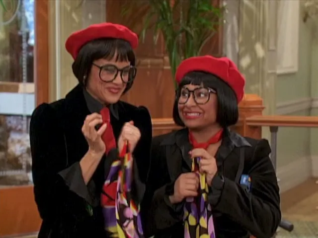 thumbnail - S4:E11 Checkin' Out