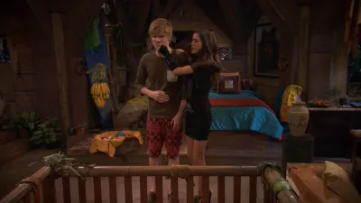 thumbnail - S3:E3 Two Kings and a Super Bad Baby