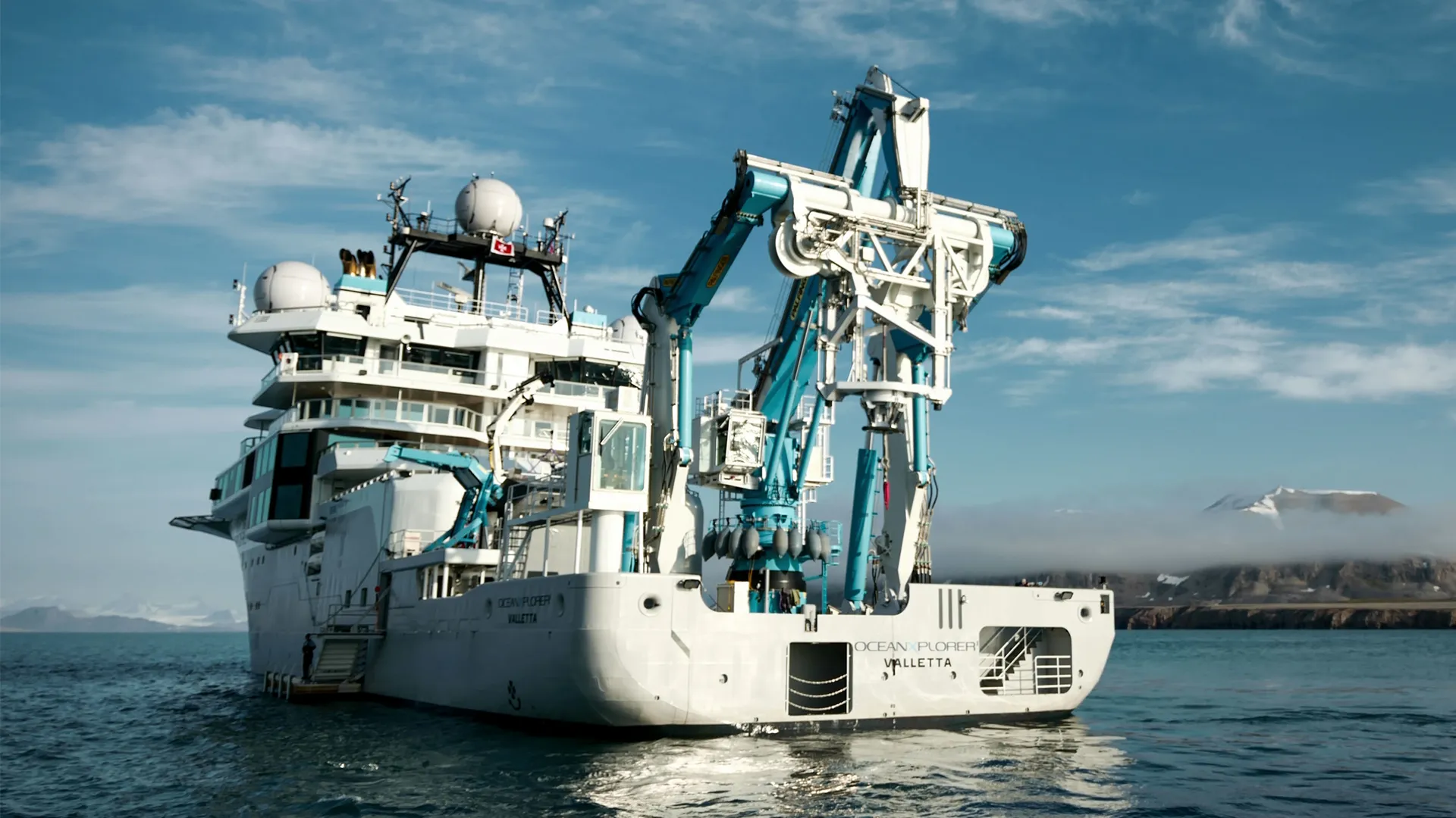 thumbnail - S1:E6 Ice Giants