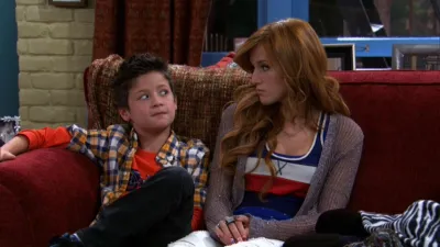 thumbnail - S3:E6 Home Alone It Up