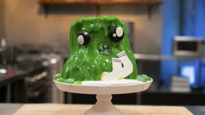 thumbnail - S5:E1 Halloween Invasion