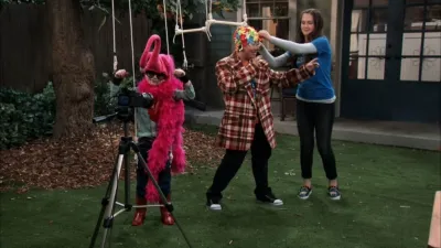 thumbnail - S2:E13 Would You Wrather Have A World Record?