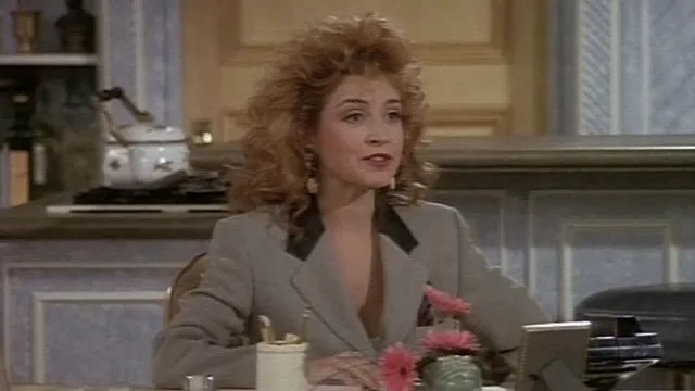 thumbnail - S7:E20 The Lying Game