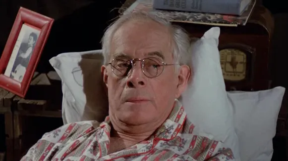 thumbnail - S11:E1 Hey, Look Me Over