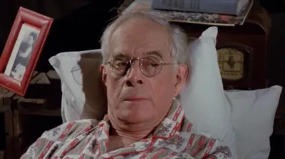 thumbnail - S11:E1 Hey, Look Me Over