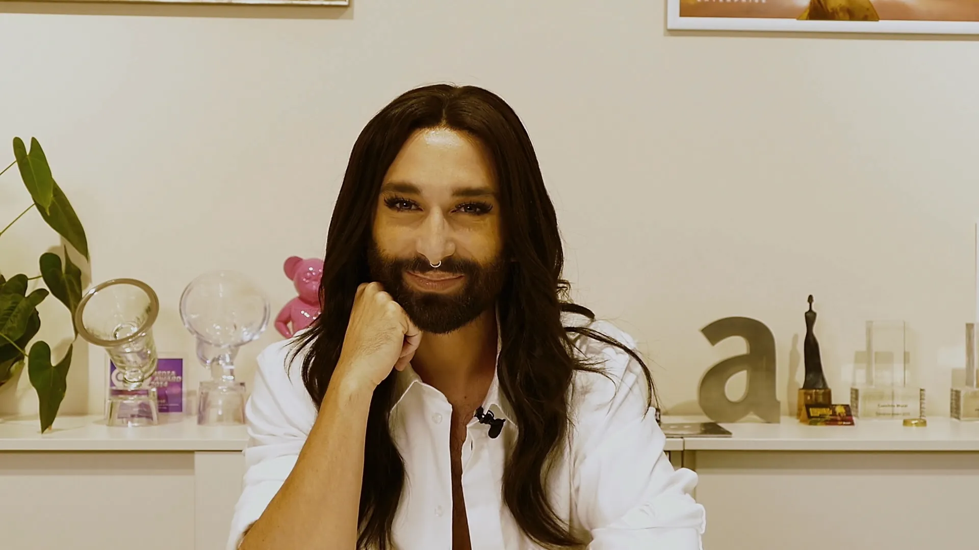 thumbnail - S2:E7 An die Topfe, fertig, lecker! with Conchita