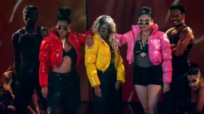 thumbnail - S3:E14 Amazing Grace