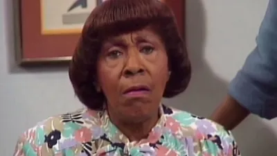 thumbnail - S5:E8 Flying Down to Leo's