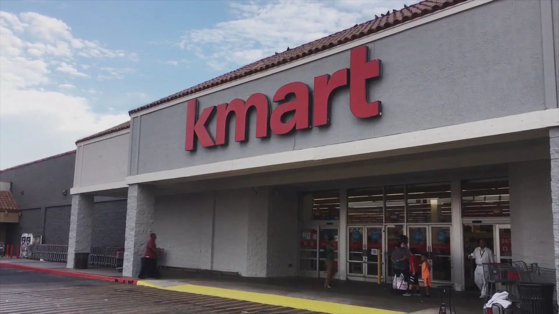 thumbnail - S3:E2 The Retail Reckoning