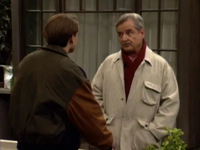 thumbnail - S1:E14 She Loves Me, She Loves Me Not