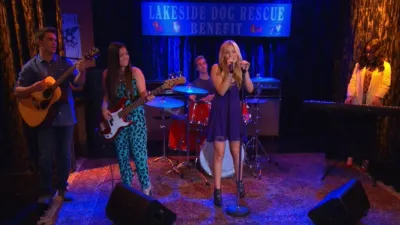 thumbnail - S2:E19 The Rescuers