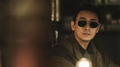 thumbnail - S1:E8 Episode 8: Light