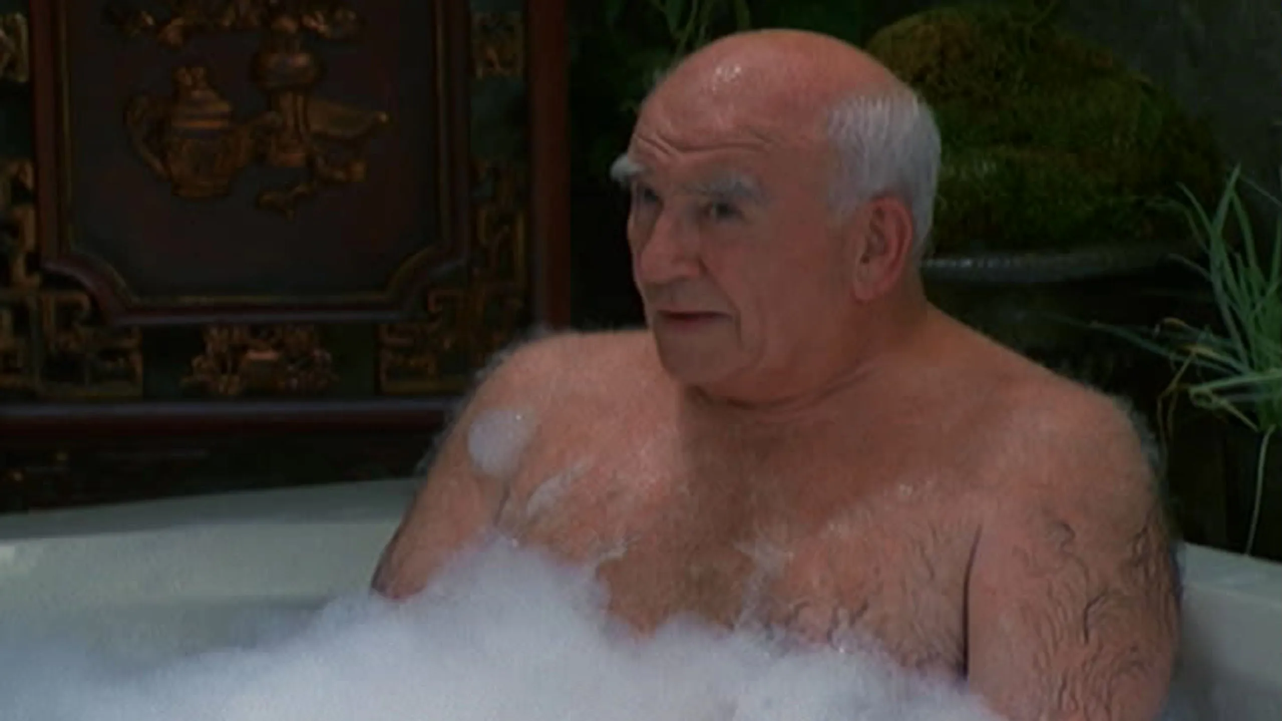thumbnail - S5:E12 The Handyman