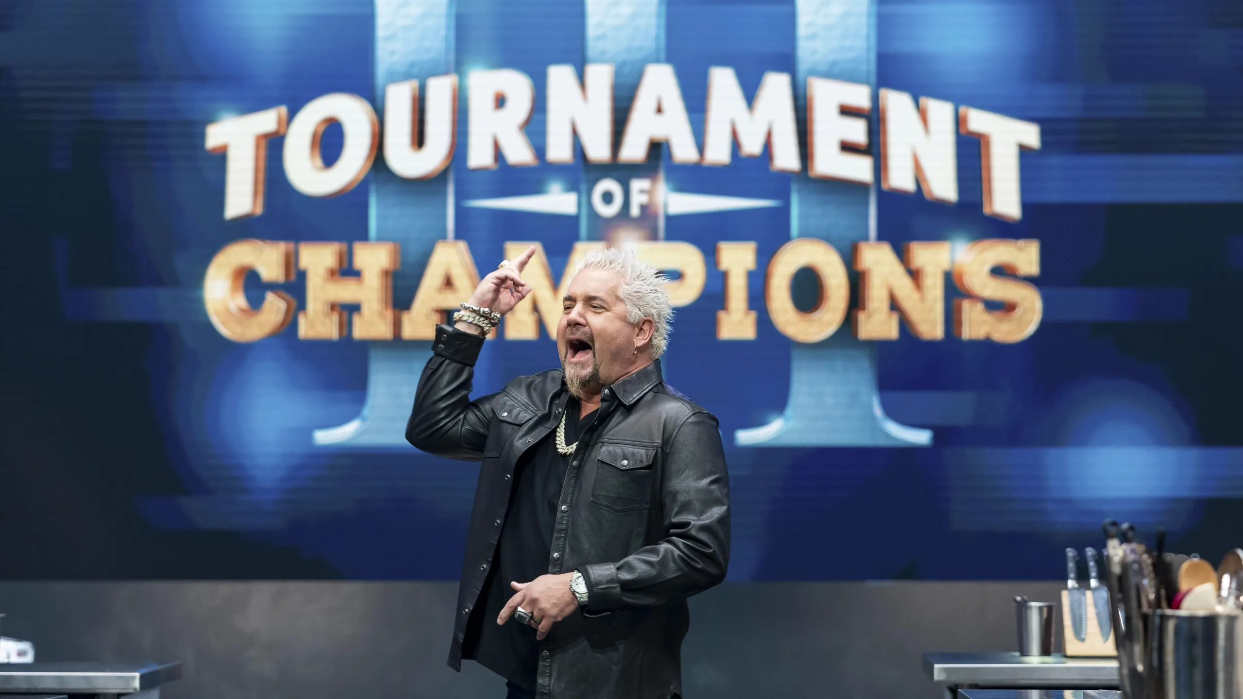 thumbnail - S3:E8 A Champion Is Crowned