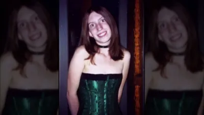 thumbnail - S14:E17 Seeing Red