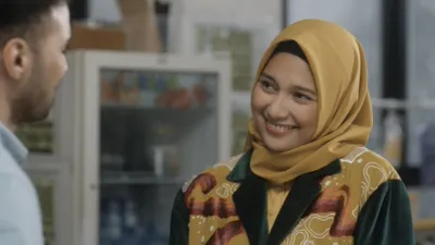 thumbnail - S1:E9 An Uninvited Guest