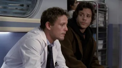 thumbnail - S15:E15 The Family Man