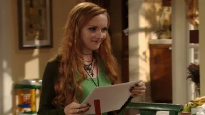 thumbnail - S6:E3 Trading Spaces