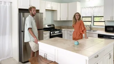 thumbnail - S20:E1 Trading the Rat Race for the Beaches of St. Croix